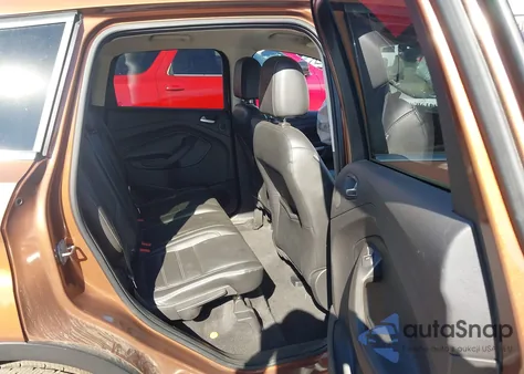 2017 Ford Escape Titanium из США, поврежденный, VIN 1FMCU9JD2HUB13472